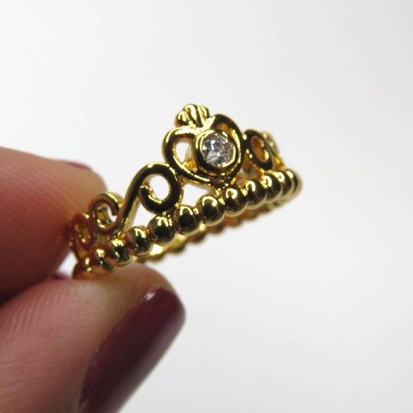Pandora Gold Princess Tiara Ring Size 8 - Picture 7 of 9